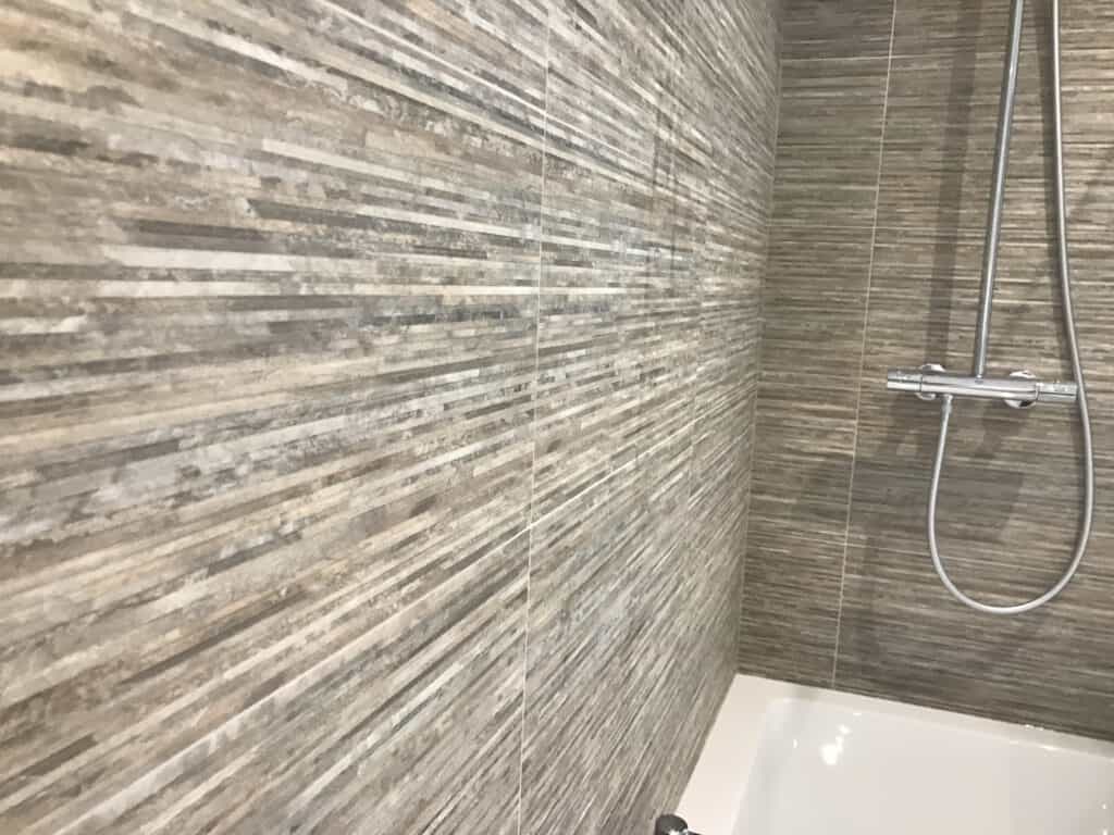 luxurious bathroom design with stylish décor